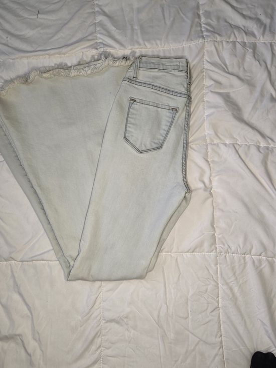 Vibrant M.I.U Denim - Vibrant MIU Size 27 7 Women’s Light Wash Bell Bottom Jeans - Light Blue